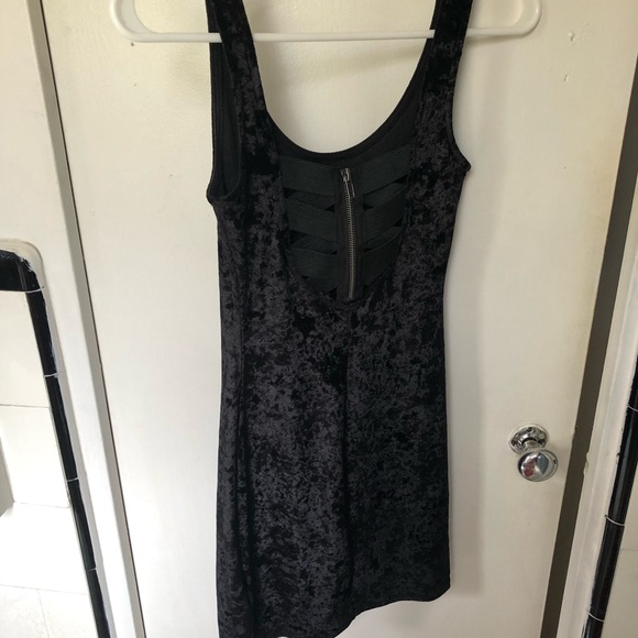 Black Crushed Velvet mini dress, size XS, by Material Girl - Picture 3 of 6